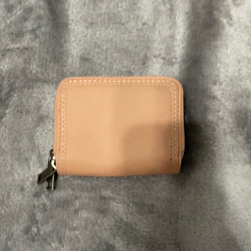 Universal thread wallet!